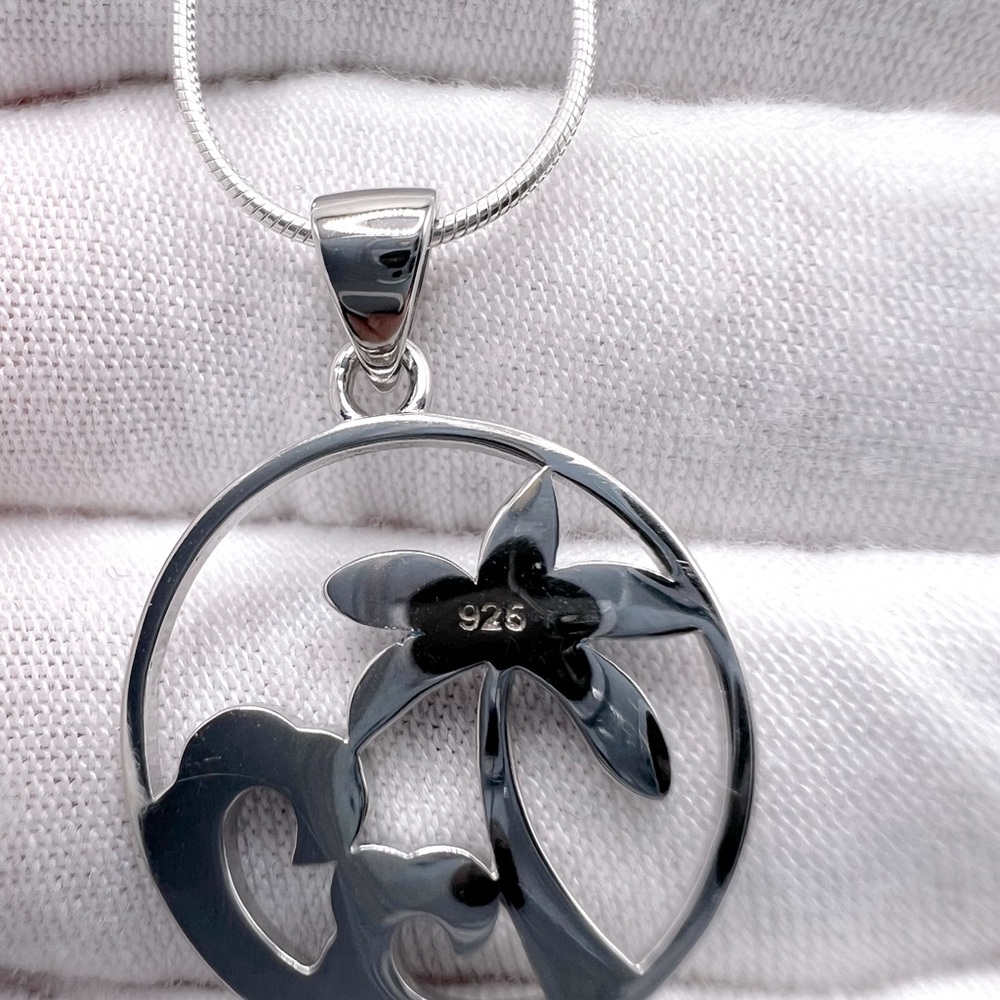 .925 Sterling Silver Waves and Palm Tree Necklace - Picture 12 of 16